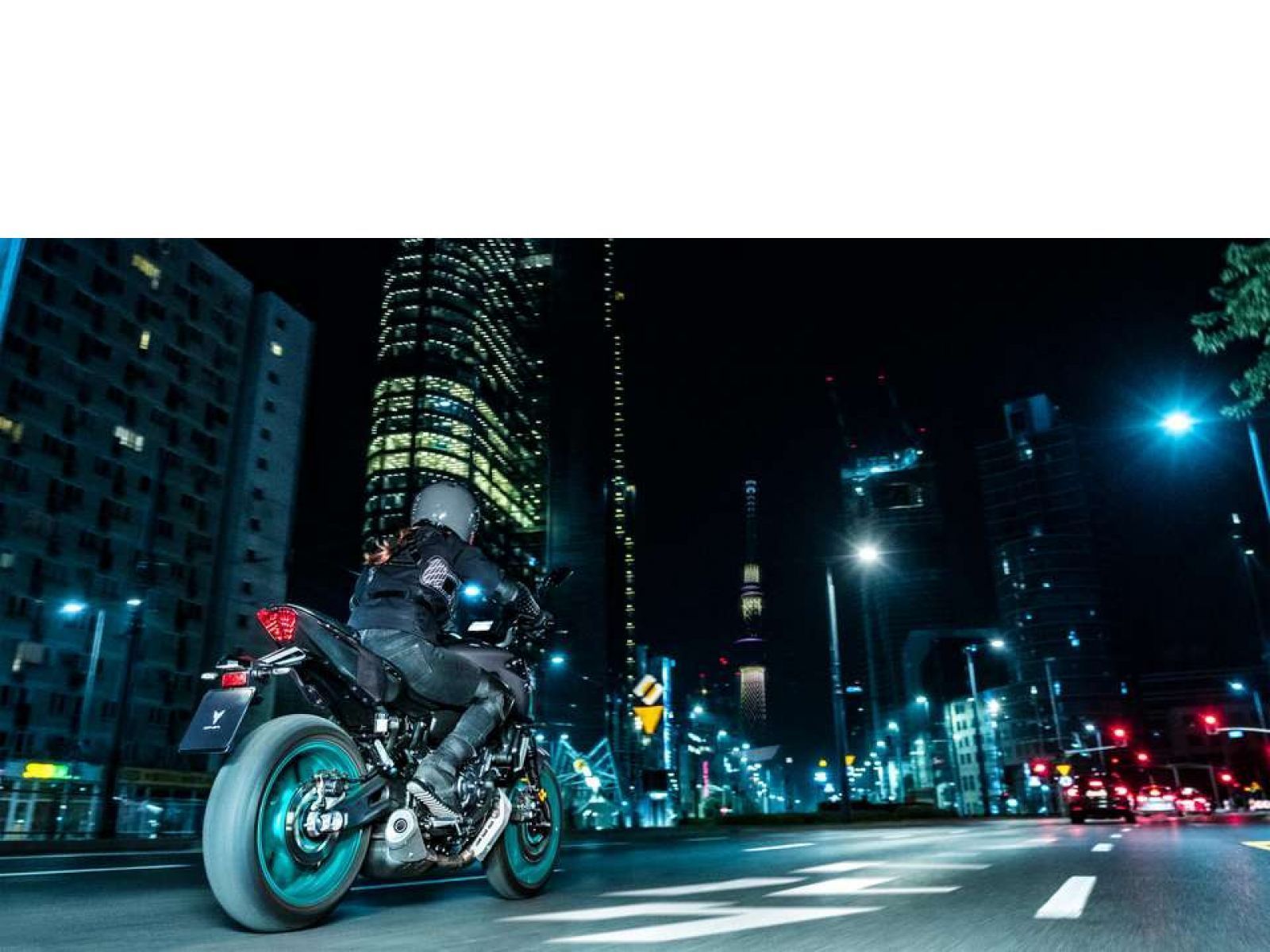 Мотоцикл YAMAHA MT-07 (Midnight Cyan) 2024